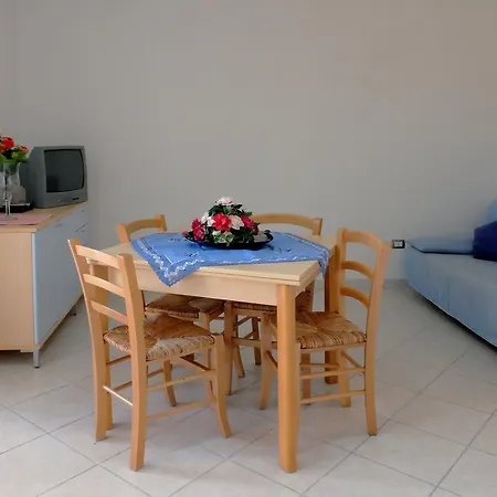Holiday Homes * Рена-Майоре